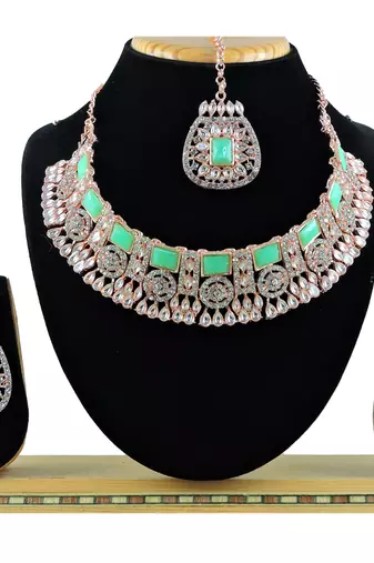 Green designer function wear ad necklace set