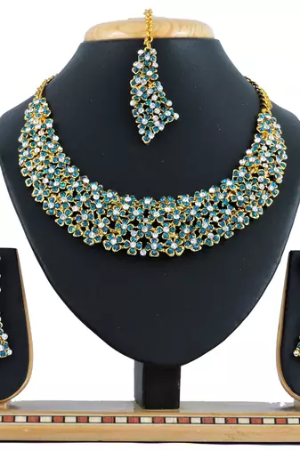 Turquoise designer function wear ad necklace set