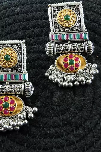 Multicolor designer function wear ad necklace set