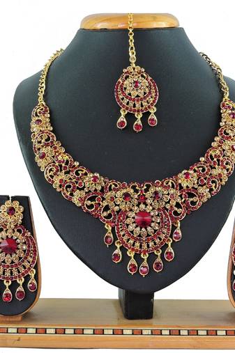 Maroon designer function wear ad necklace set