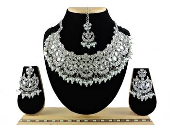 Multicolor designer function wear ad necklace set 1