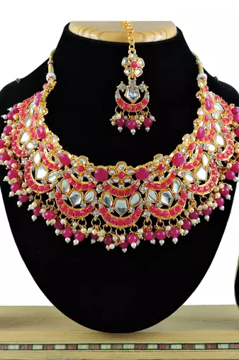 Red designer function wear ad necklace set