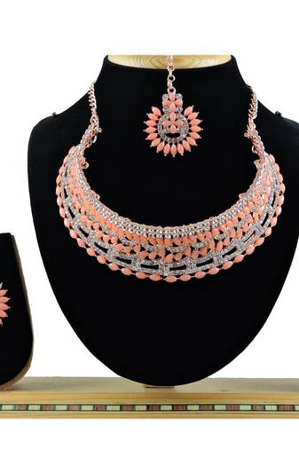 Green designer function wear ad necklace set