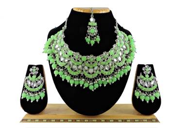 Multicolor designer function wear ad necklace set 1