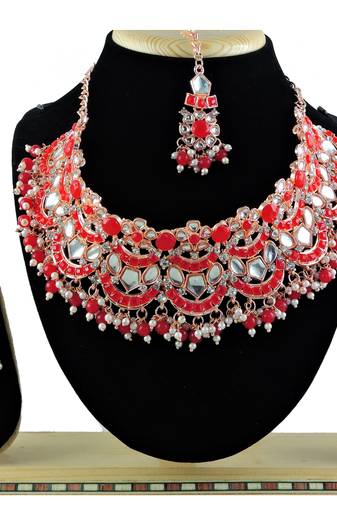 Red designer function wear ad necklace set