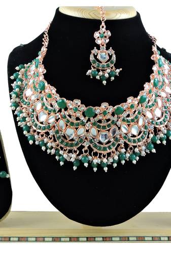 Green designer function wear ad necklace set