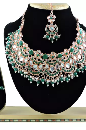 Green designer function wear ad necklace set