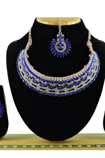 Red designer function wear ad necklace set