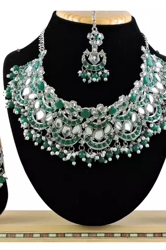 Green designer function wear ad necklace set