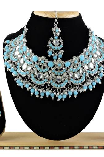 Turquoise designer function wear ad necklace set