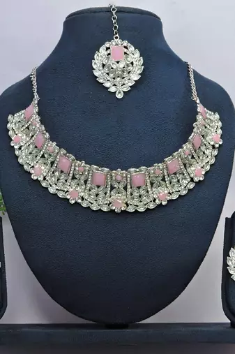 Green designer function wear ad necklace set
