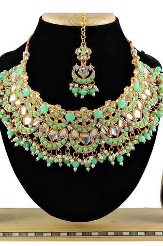 Green designer function wear ad necklace set