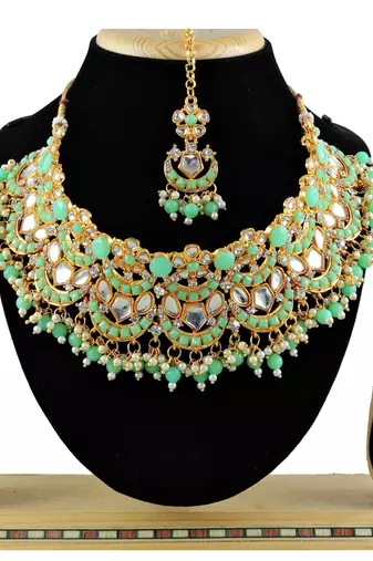 Green designer function wear ad necklace set