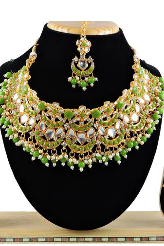 Green designer function wear ad necklace set