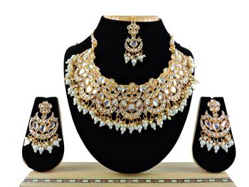 Multicolor designer function wear ad necklace set 1