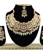 Multicolor designer function wear ad necklace set