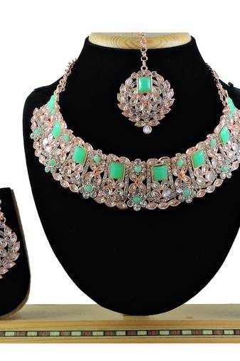 Multicolor designer function wear ad necklace set