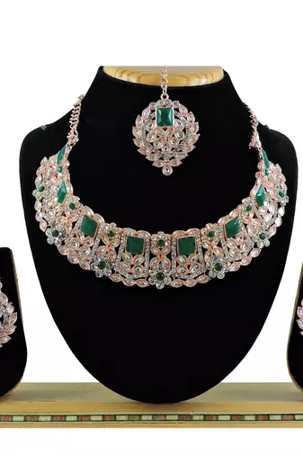 Multicolor designer function wear ad necklace set