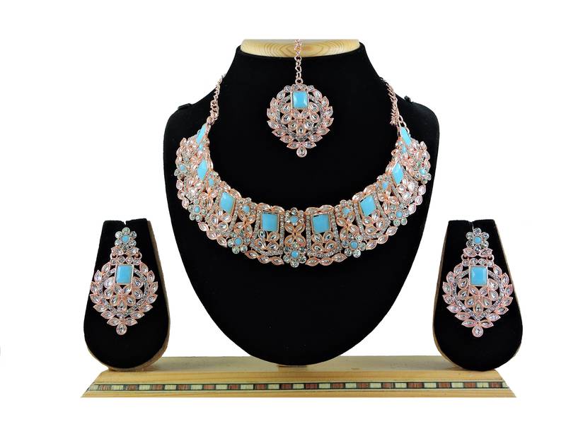 Red designer function wear ad necklace set