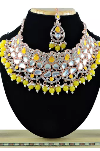 Yellow designer function wear ad necklace set