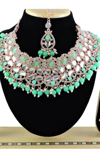Green designer function wear ad necklace set