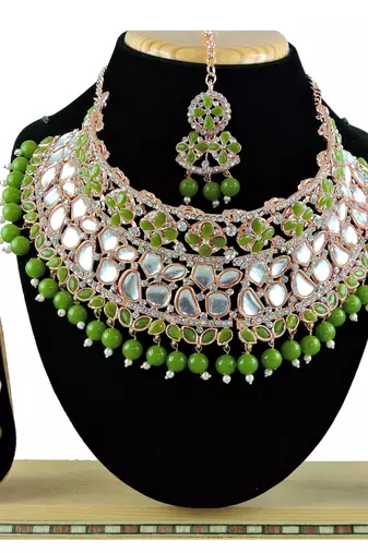 Green designer function wear ad necklace set