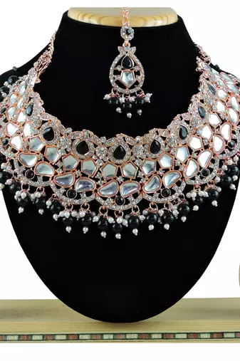 Black designer function wear ad necklace set