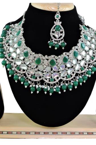 Green designer function wear ad necklace set