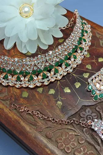 Green designer function wear ad necklace set