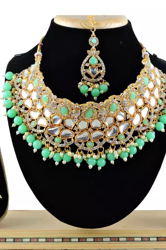 Green designer function wear ad necklace set