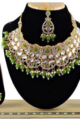 Green designer function wear ad necklace set