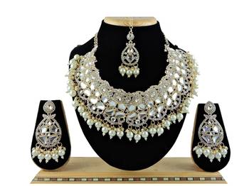 Multicolor designer function wear ad necklace set 1