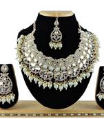 Multicolor designer function wear ad necklace set