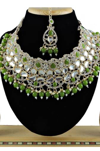 Green designer function wear ad necklace set