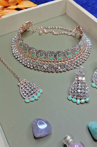 Green designer function wear ad necklace set