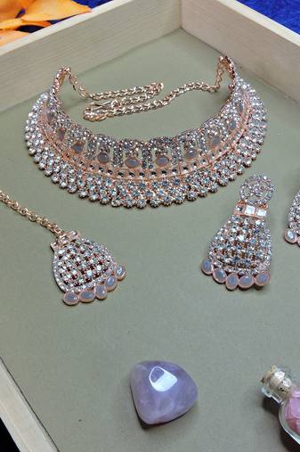 Grey designer function wear ad necklace set