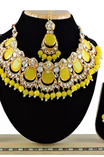 Yellow designer function wear ad necklace set