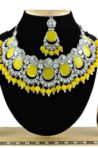 Yellow designer function wear ad necklace set