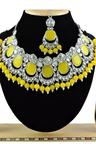 Yellow designer function wear ad necklace set