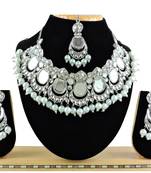 Multicolor designer function wear ad necklace set