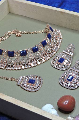Blue designer function wear ad necklace set