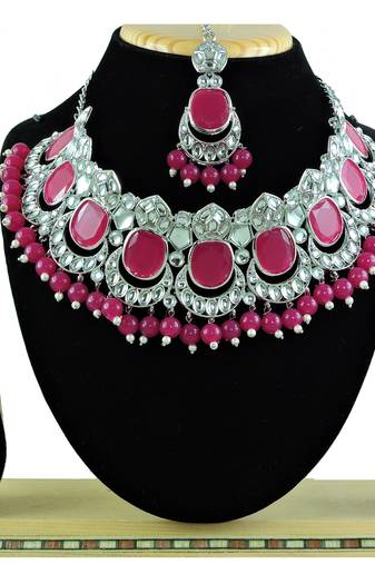 Red designer function wear ad necklace set