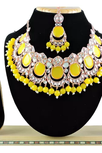 Yellow designer function wear ad necklace set