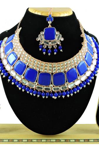 Blue designer function wear ad necklace set