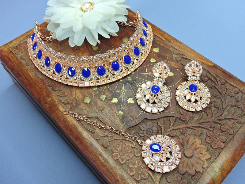 Blue designer function wear ad necklace set