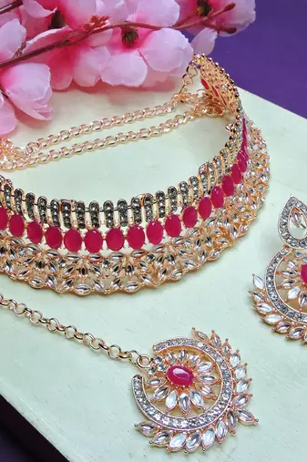 Red designer function wear ad necklace set