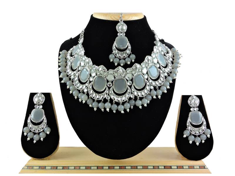 Grey designer function wear ad necklace set