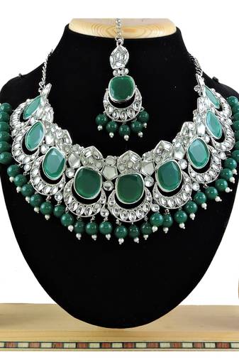 Green designer function wear ad necklace set