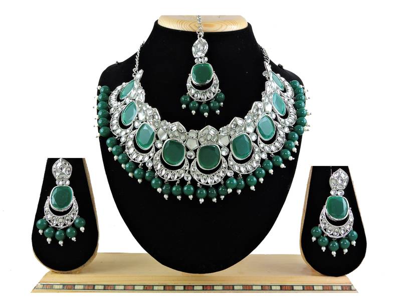 Green designer function wear ad necklace set