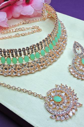 Green designer function wear ad necklace set
